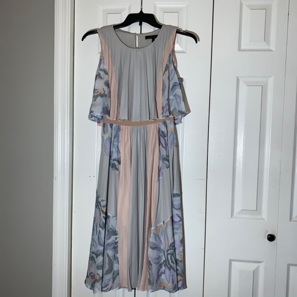BCBGMaxAzria Blush and Gray Patterned Midi Dress - Picture 3 of 7